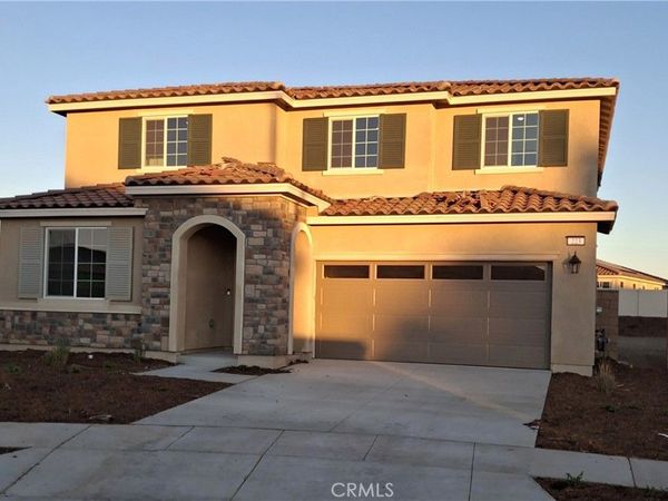 223 Oakton Court, Hemet, CA 92543