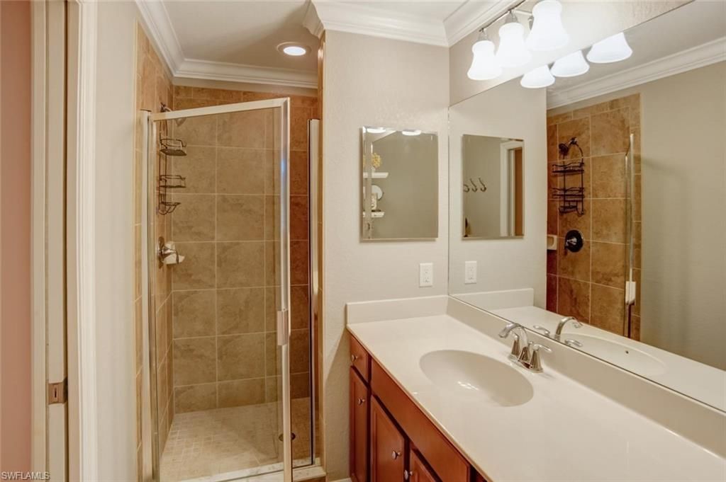 9731 Acqua Ct, Unit 523, Naples, FL 34113 Photo