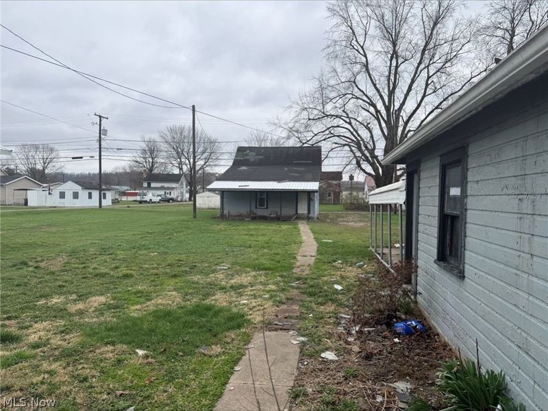 555 E Canal Street, Newcomerstown, OH 43832 Photo 6