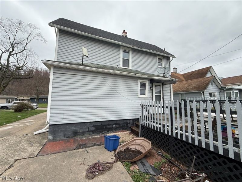 555 E Canal Street, Newcomerstown, OH 43832 Photo 7