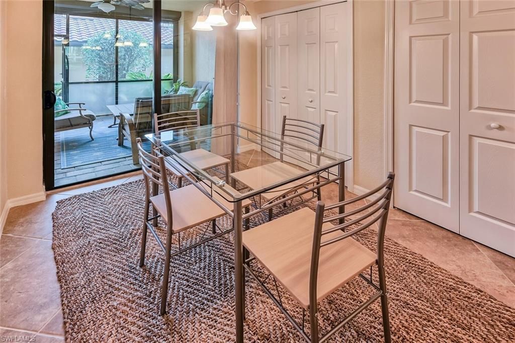 9528 Avellino Way, Unit 2515, Naples, FL 34113 Photo