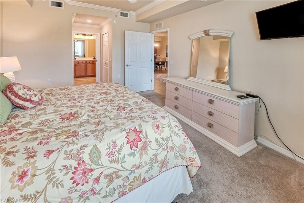 9528 Avellino Way, Unit 2515, Naples, FL 34113 Photo