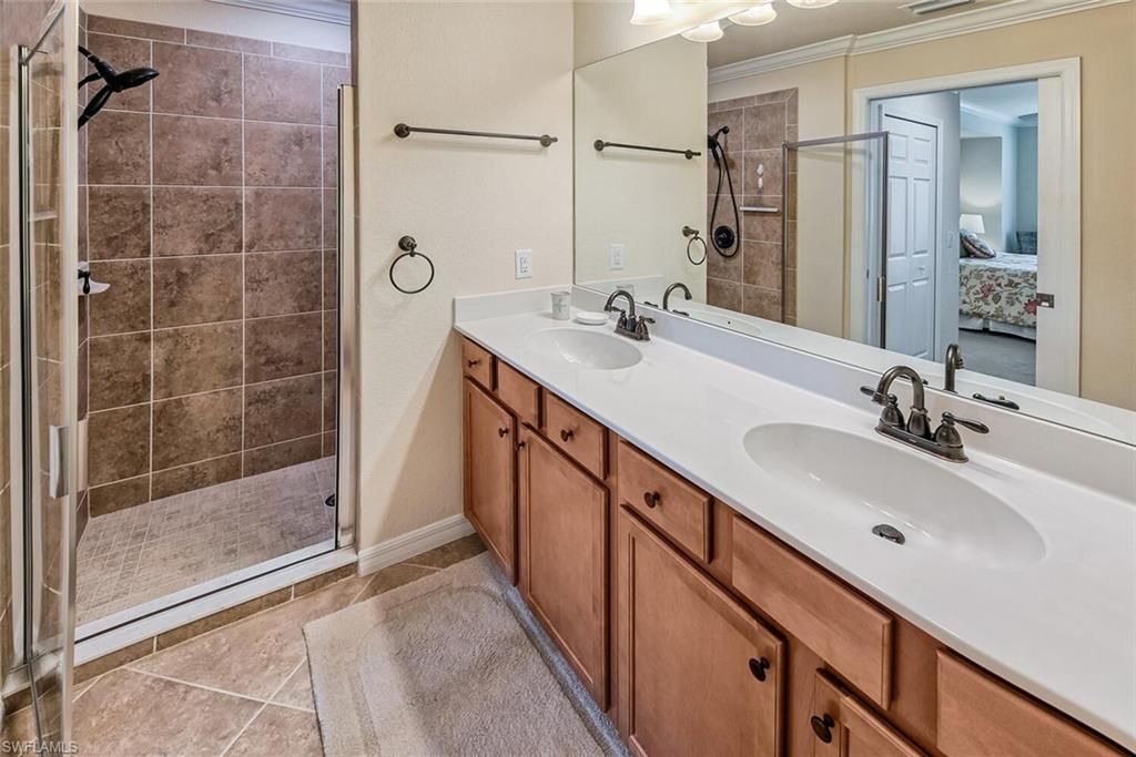 9528 Avellino Way, Unit 2515, Naples, FL 34113 Photo