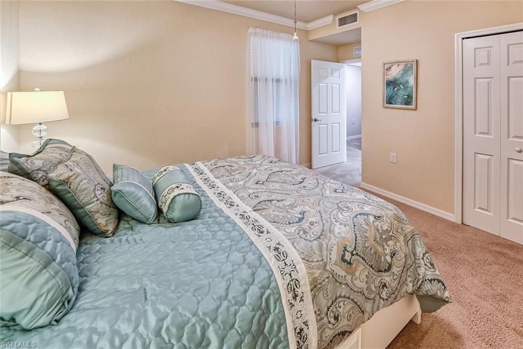9528 Avellino Way, Unit 2515, Naples, FL 34113 Photo