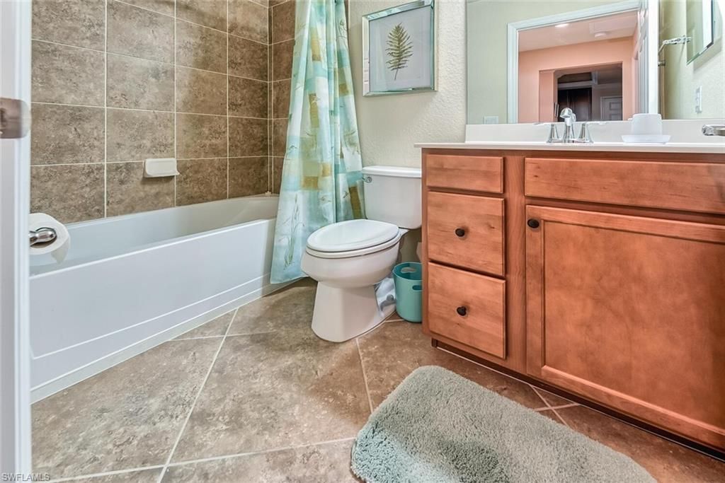 9528 Avellino Way, Unit 2515, Naples, FL 34113 Photo