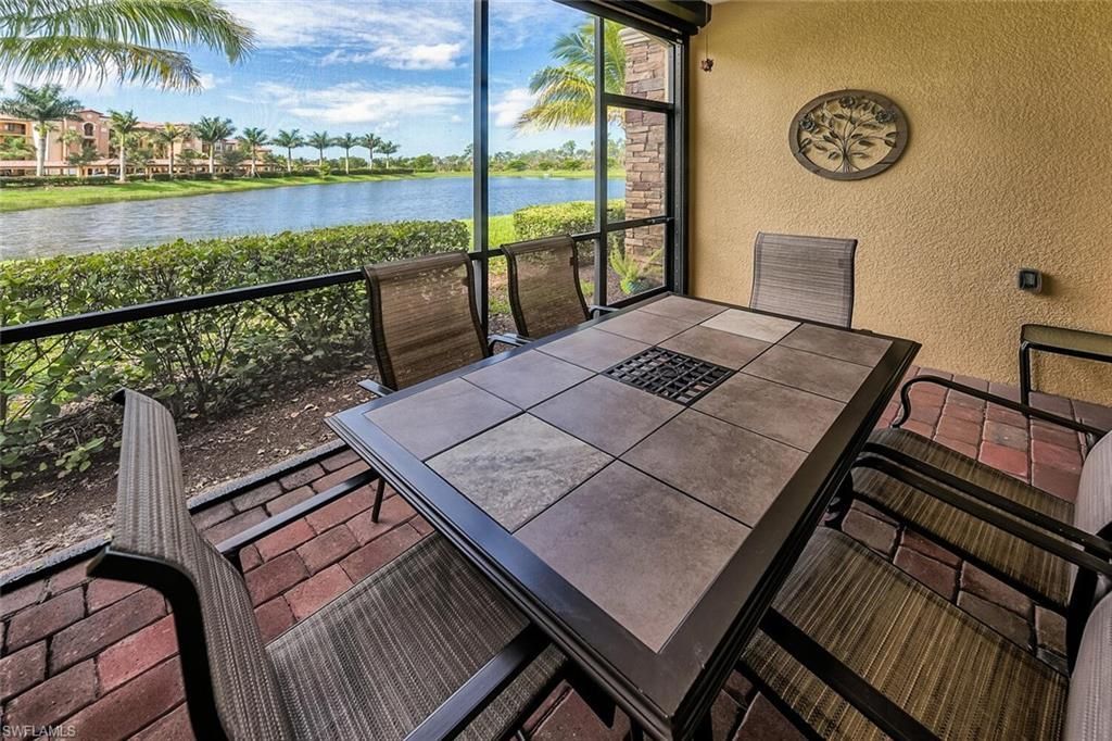 9528 Avellino Way, Unit 2515, Naples, FL 34113 Photo