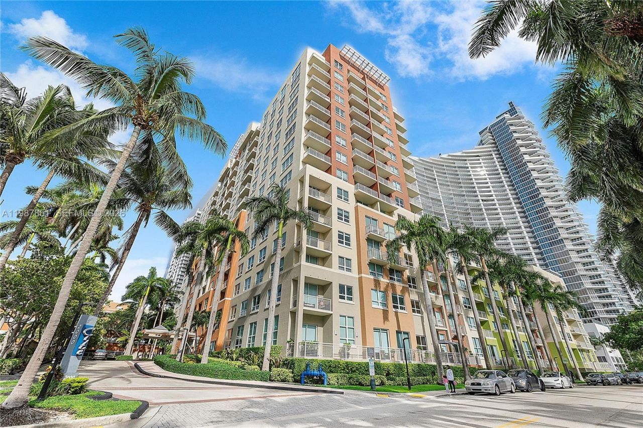 2000 N Bayshore Dr, Unit 211, Miami, FL 33137 Photo