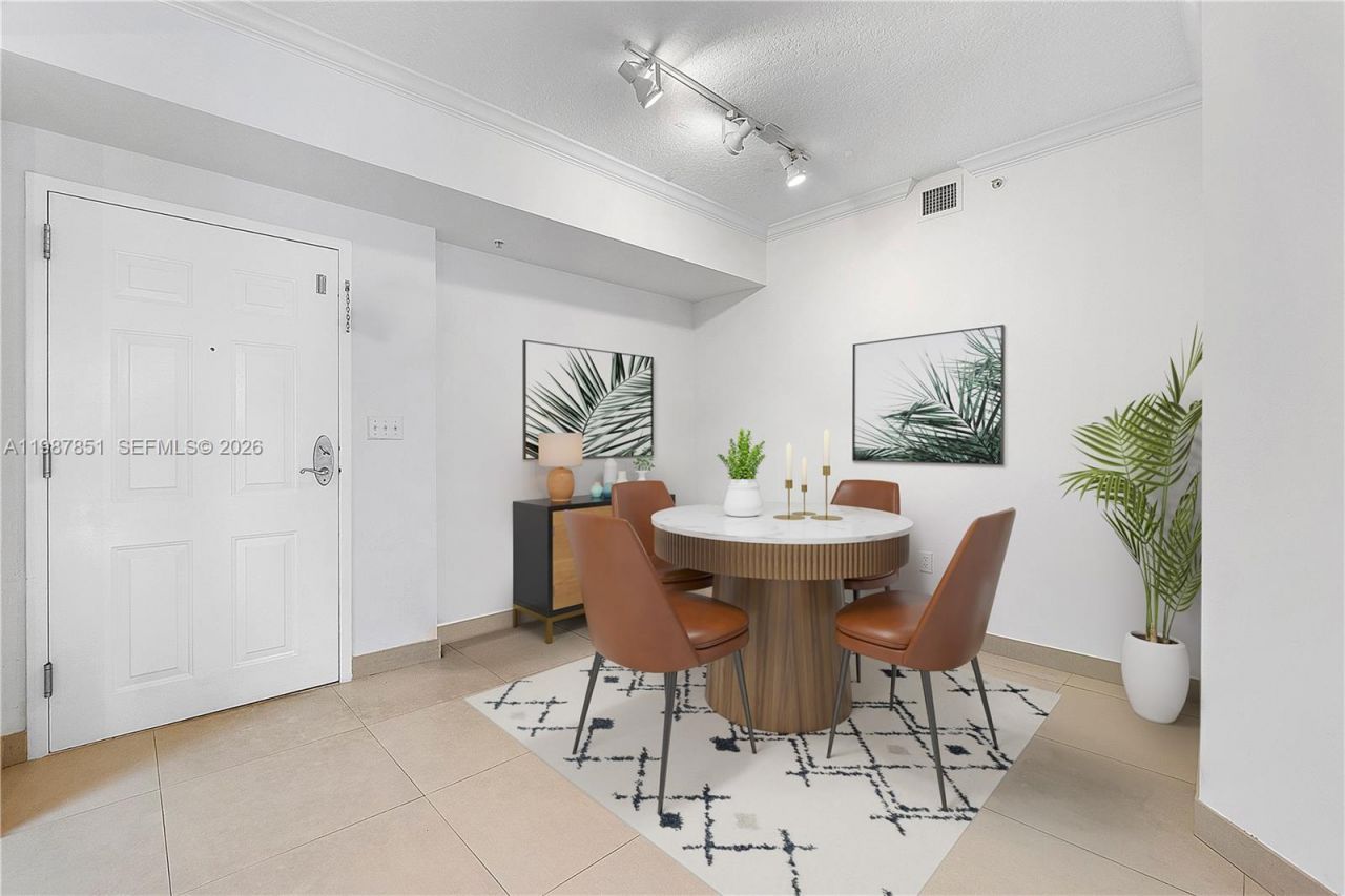 2000 N Bayshore Dr , Unit 211, Miami, FL 33137 Photo