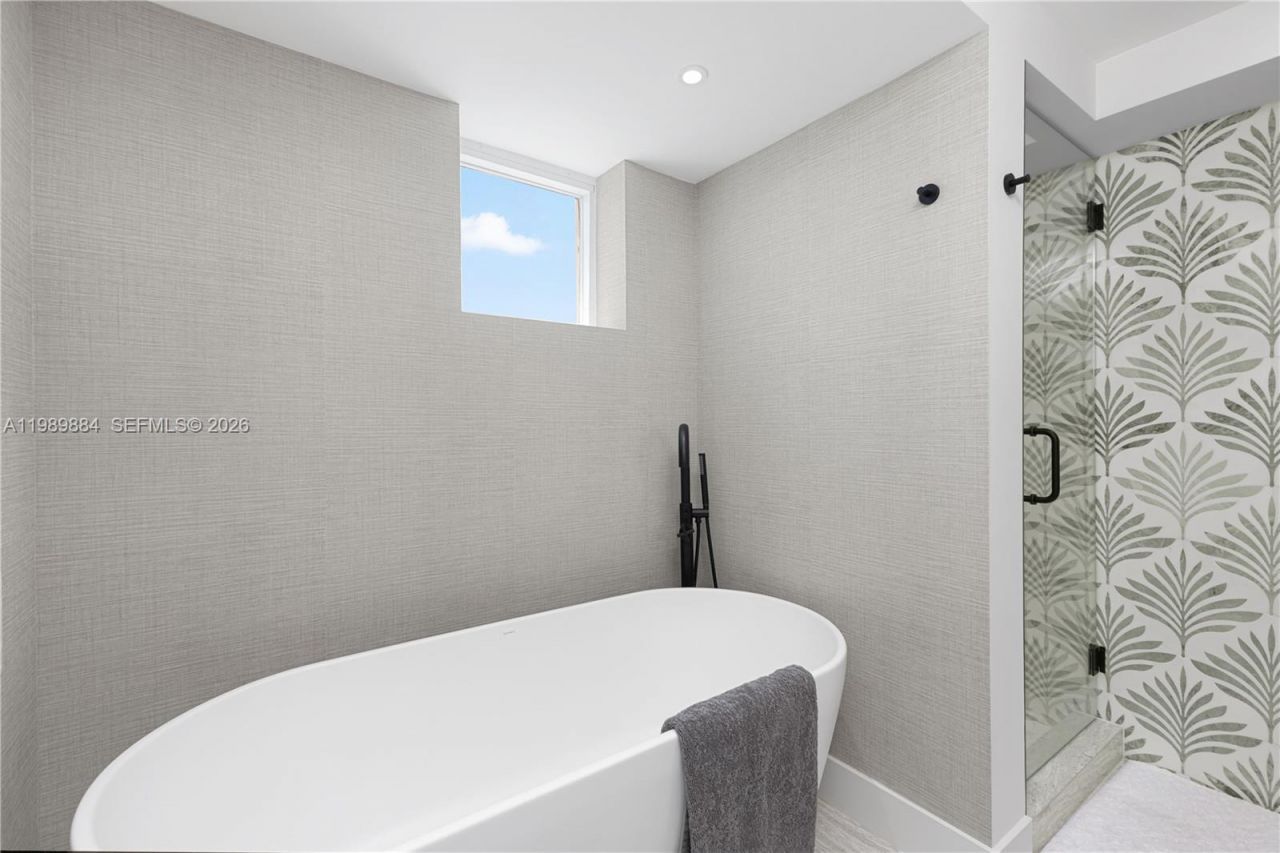 1800 Sunset Harbour Dr, Unit 1102/4, Miami Beach, FL 33139 Photo