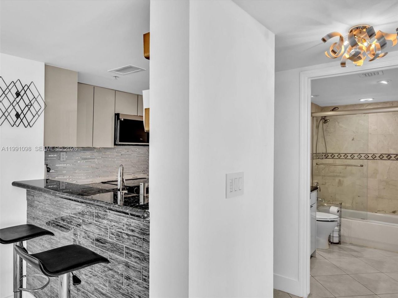 650 West Ave , Unit 1605, Miami Beach, FL 33139 Photo