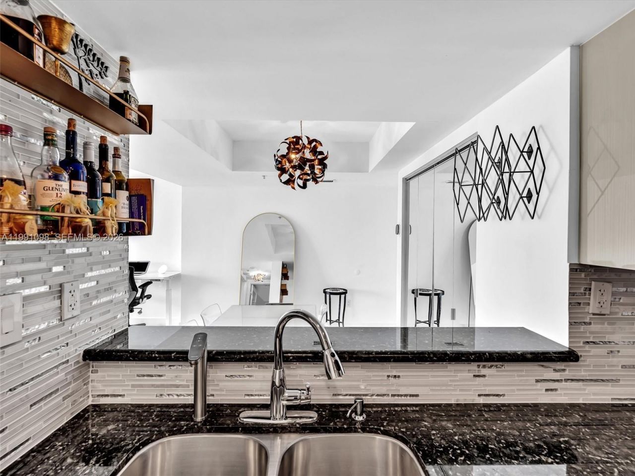 650 West Ave, Unit 1605, Miami Beach, FL 33139 Photo