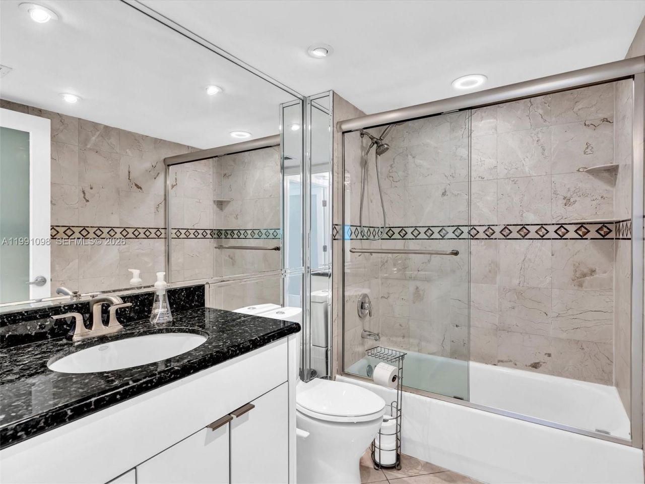 650 West Ave , Unit 1605, Miami Beach, FL 33139 Photo