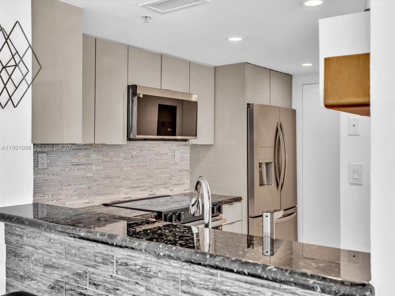 650 West Ave, Unit 1605, Miami Beach, FL 33139 Photo