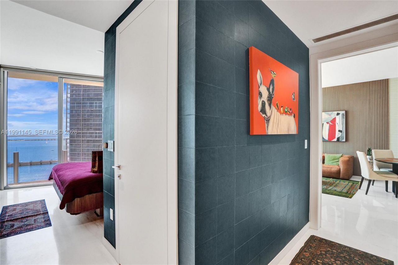 300 Biscayne Boulevard Way, Unit 2106W, Miami, FL 33131 Photo