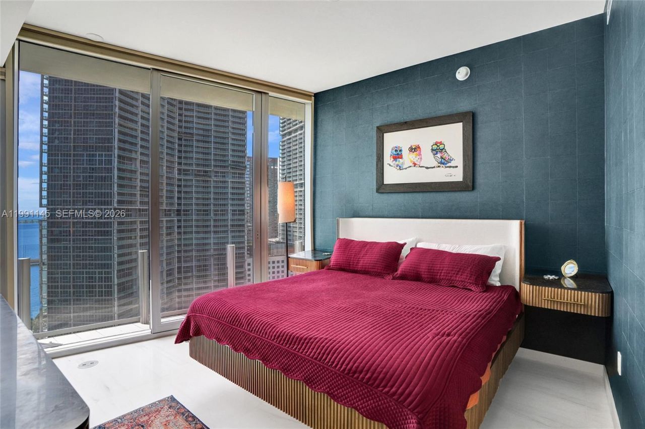 300 Biscayne Boulevard Way, Unit 2106W, Miami, FL 33131 Photo