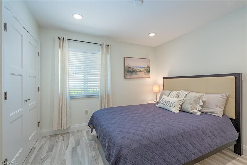 1417 Chesapeake Ave, Unit 202, Naples, FL 34102 Photo