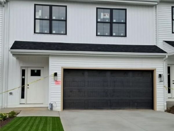 10073 Old Perry HWY, Unit 10073, Wexford, PA 15090