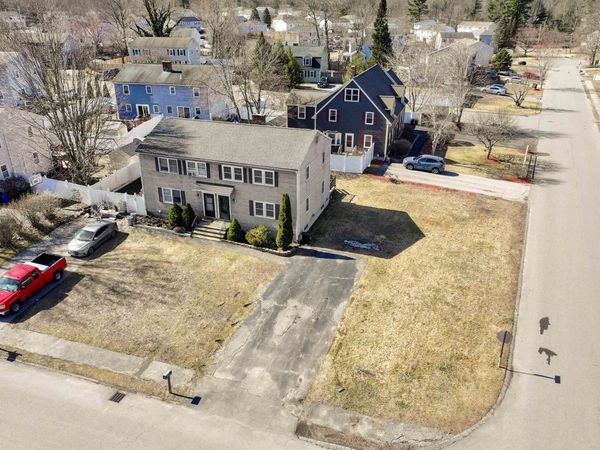 11 Phillip Road, Unit R, Derry, NH 03038