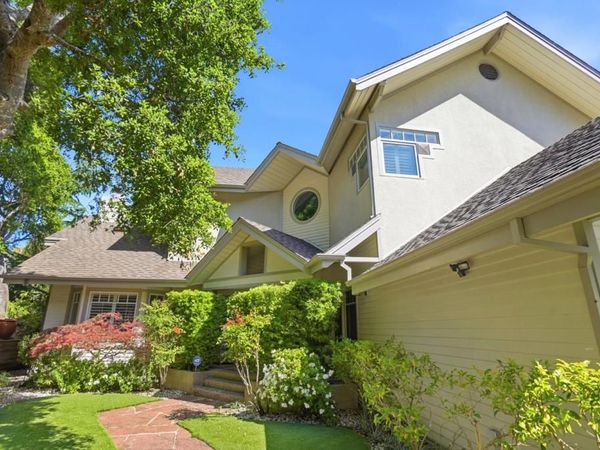 2060 Bunker Hill Drive, San Mateo, CA 94402