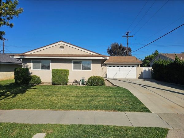 10362 Longden, Cypress, CA 90630