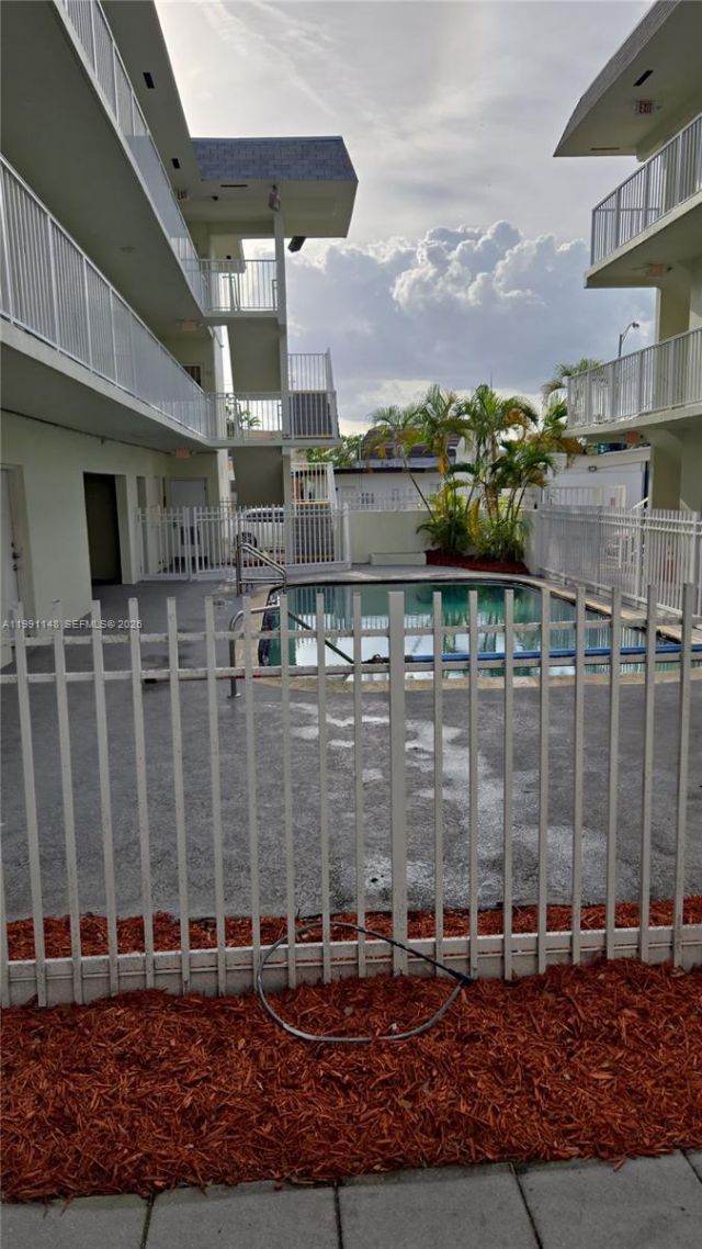 12890 NE 8th Ave, Unit 107, North Miami, FL 33161 Photo