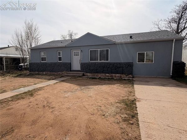 525 William Avenue, Colorado Springs, CO 80905