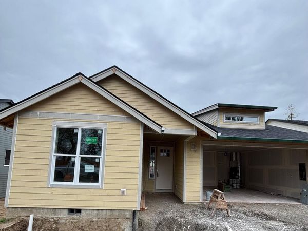 9324 Glory Ct NE, Salem, OR 97305