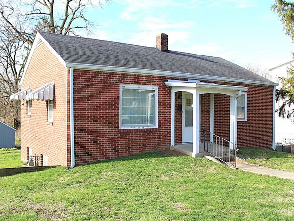 181 W Broadway Street, Danville, IN 46122