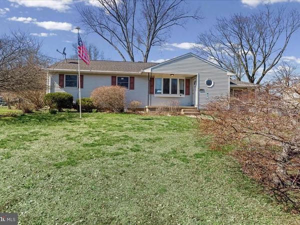 20 RUNNING BROOK ROAD, EWING, NJ 08638