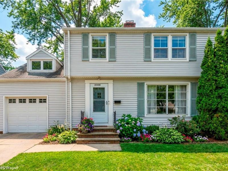 25400 Glenbrook Boulevard, Euclid, OH 44117 Photo 4