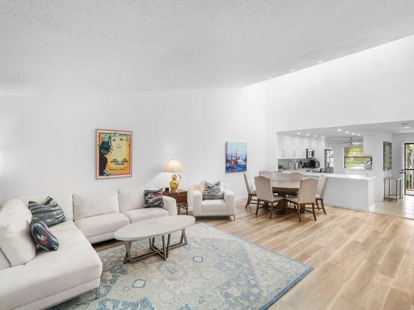 61 Eastgate Drive, Unit D, Boynton Beach, FL 33436