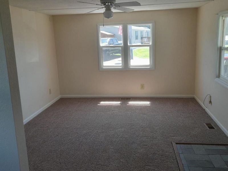 1420 E Main Street, Unit 31, Bellevue, OH 44811 Photo 3