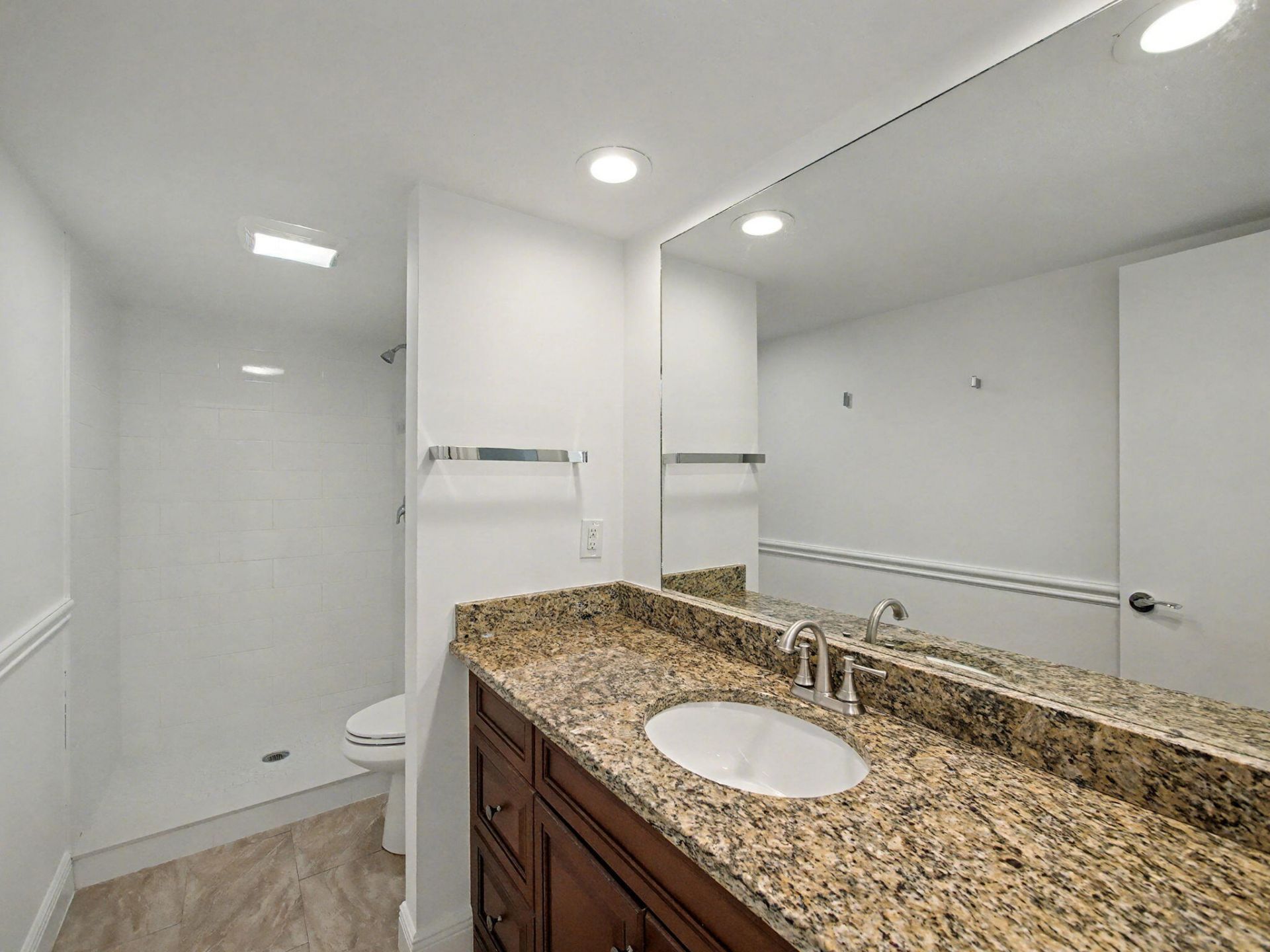 825 Center Street, Unit 12a, Jupiter, FL 33458 Photo