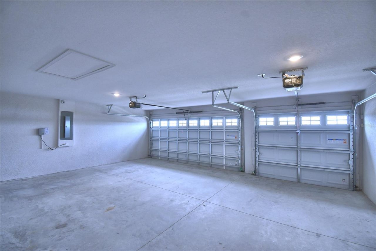 5250 Tennessee Ridge Court , Auburndale, FL 33823 Photo