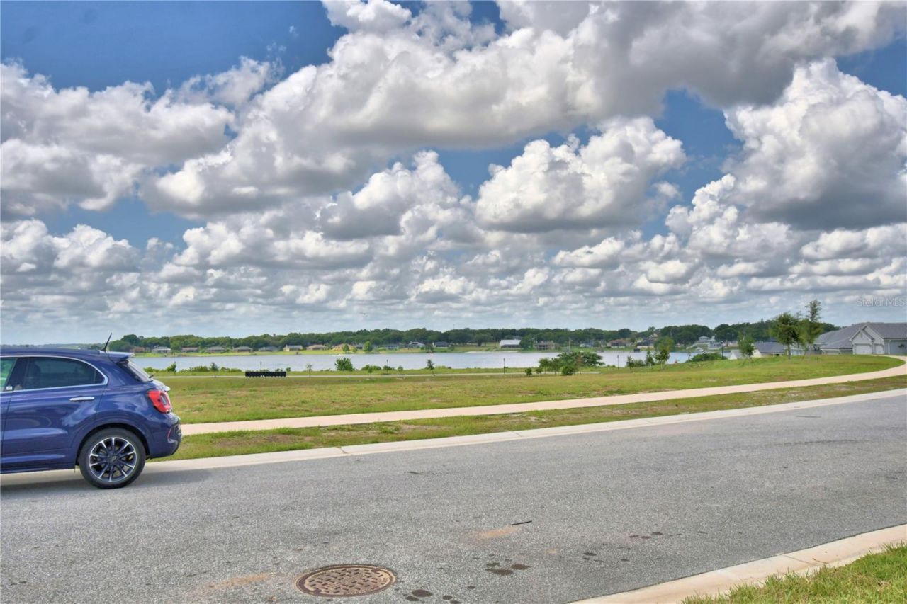 5250 Tennessee Ridge Court, Auburndale, FL 33823 Photo