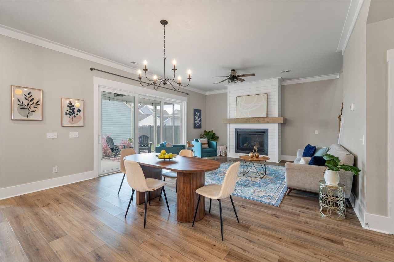 619 Blueway Avenue Photo 14