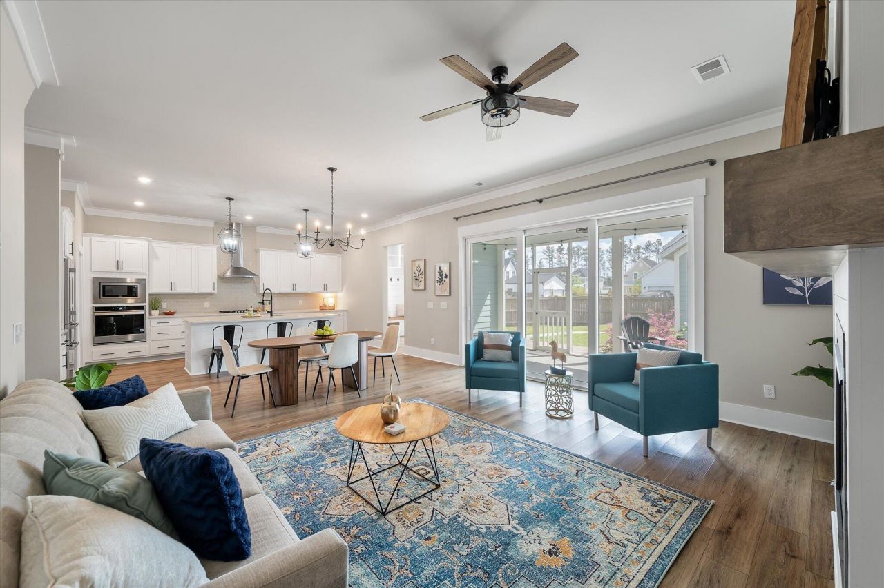 619 Blueway Avenue Photo 15