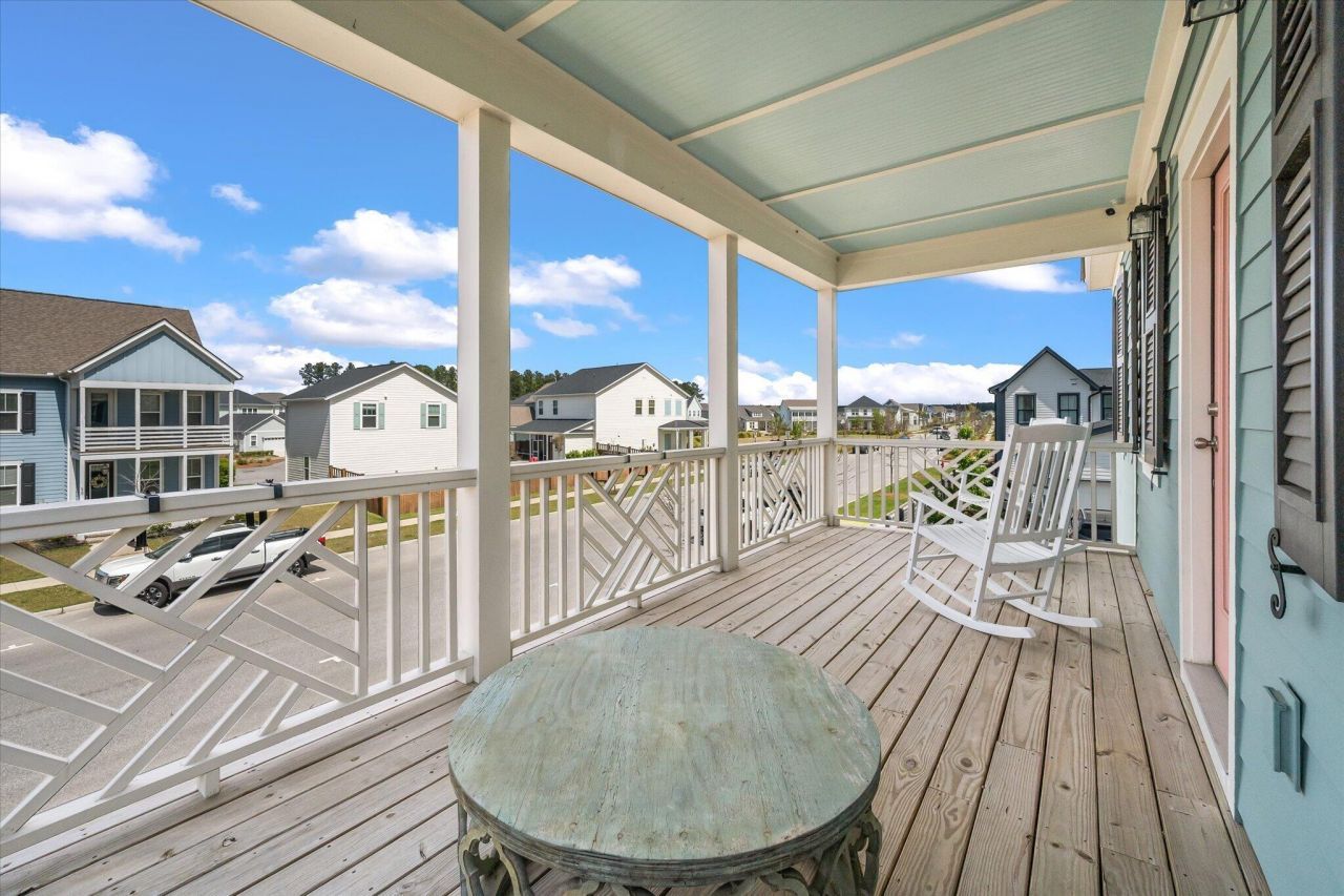 619 Blueway Avenue Photo 28