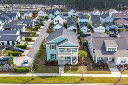 619 Blueway Avenue photo 4