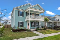 619 Blueway Avenue photo 4