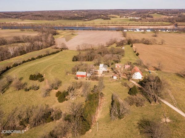 9145 STAGE COACH ROAD, Jefferson City, MO 65101