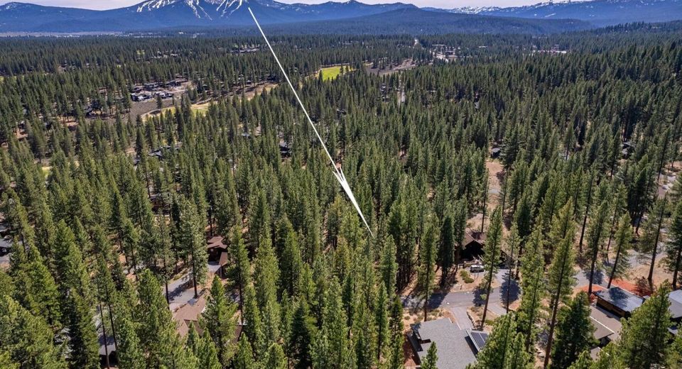11581 Bottcher Loop, Truckee, CA 96161 Photo