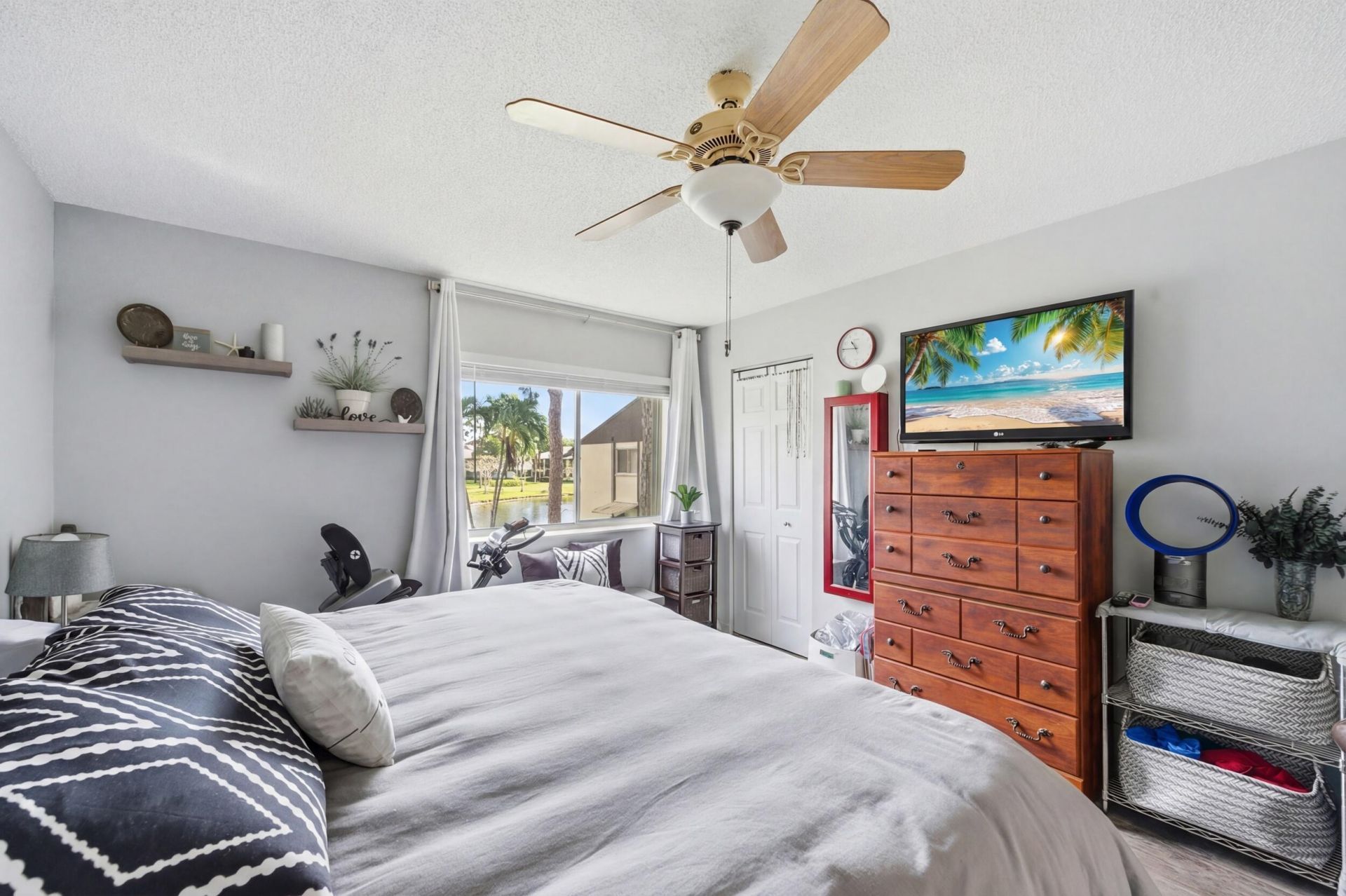 5883 La Paseos Drive, Unit D-2, Greenacres, FL 33463 Photo