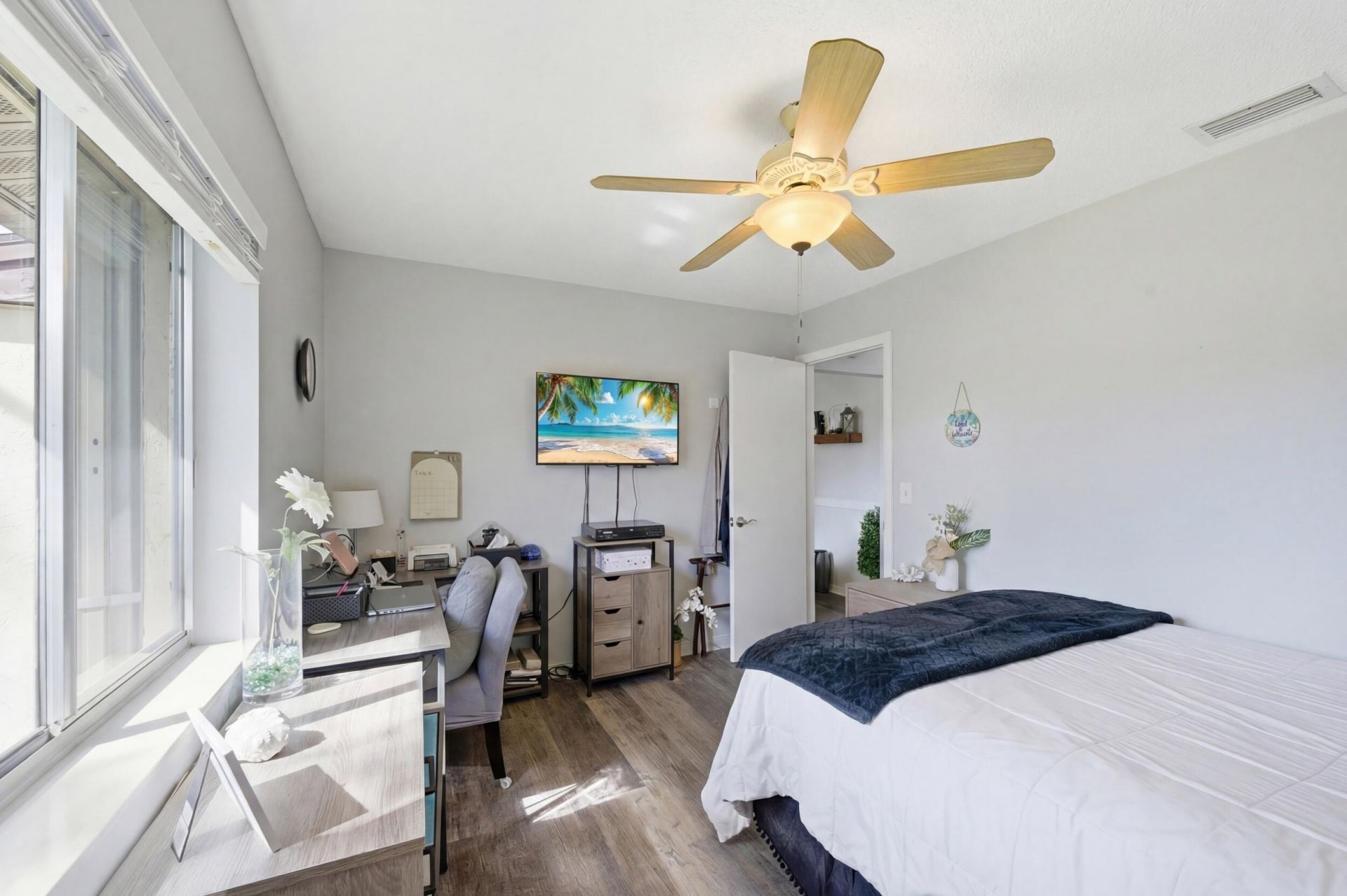 5883 La Paseos Drive, Unit D-2, Greenacres, FL 33463 Photo