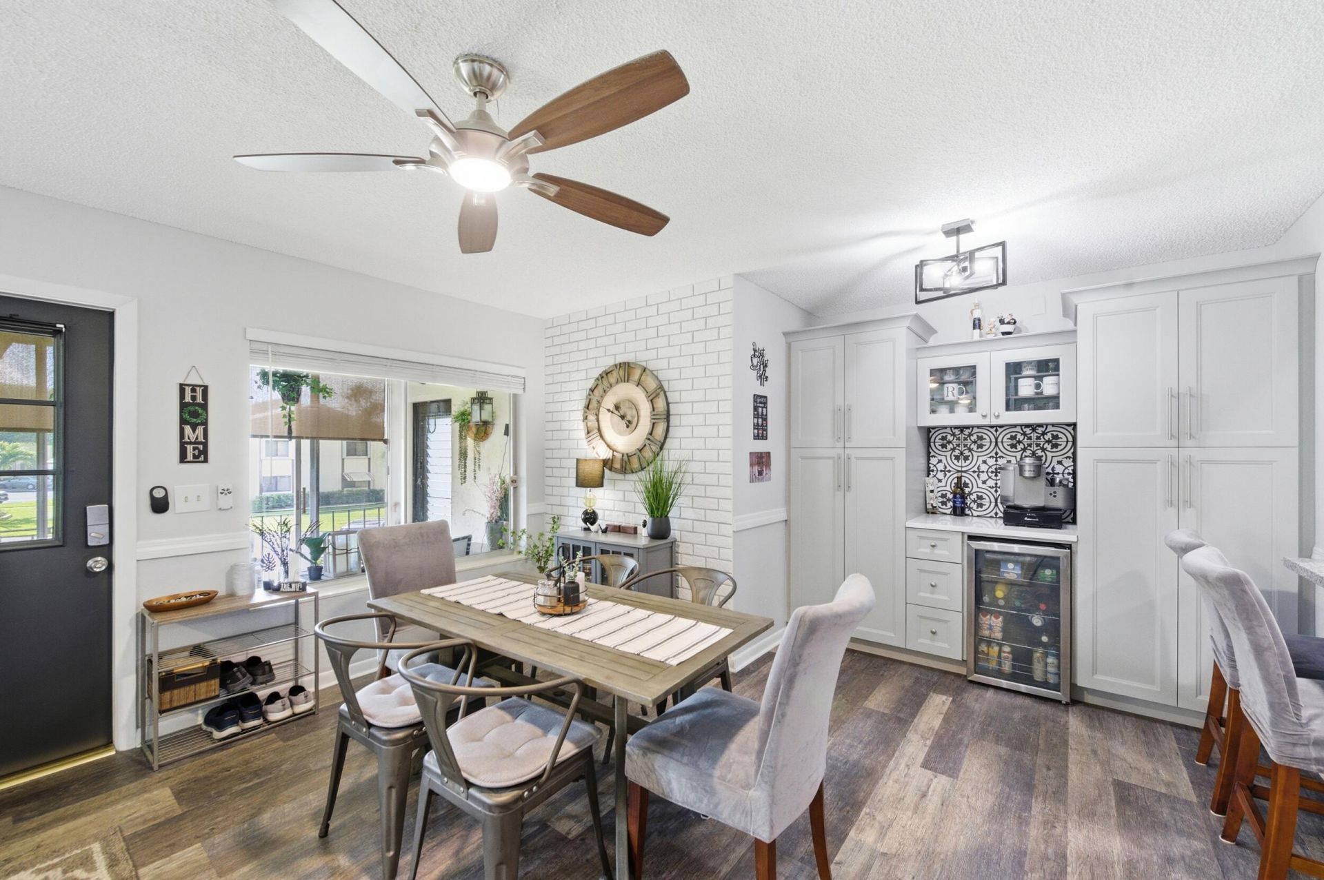 5883 La Paseos Drive, Unit D-2, Greenacres, FL 33463 Photo