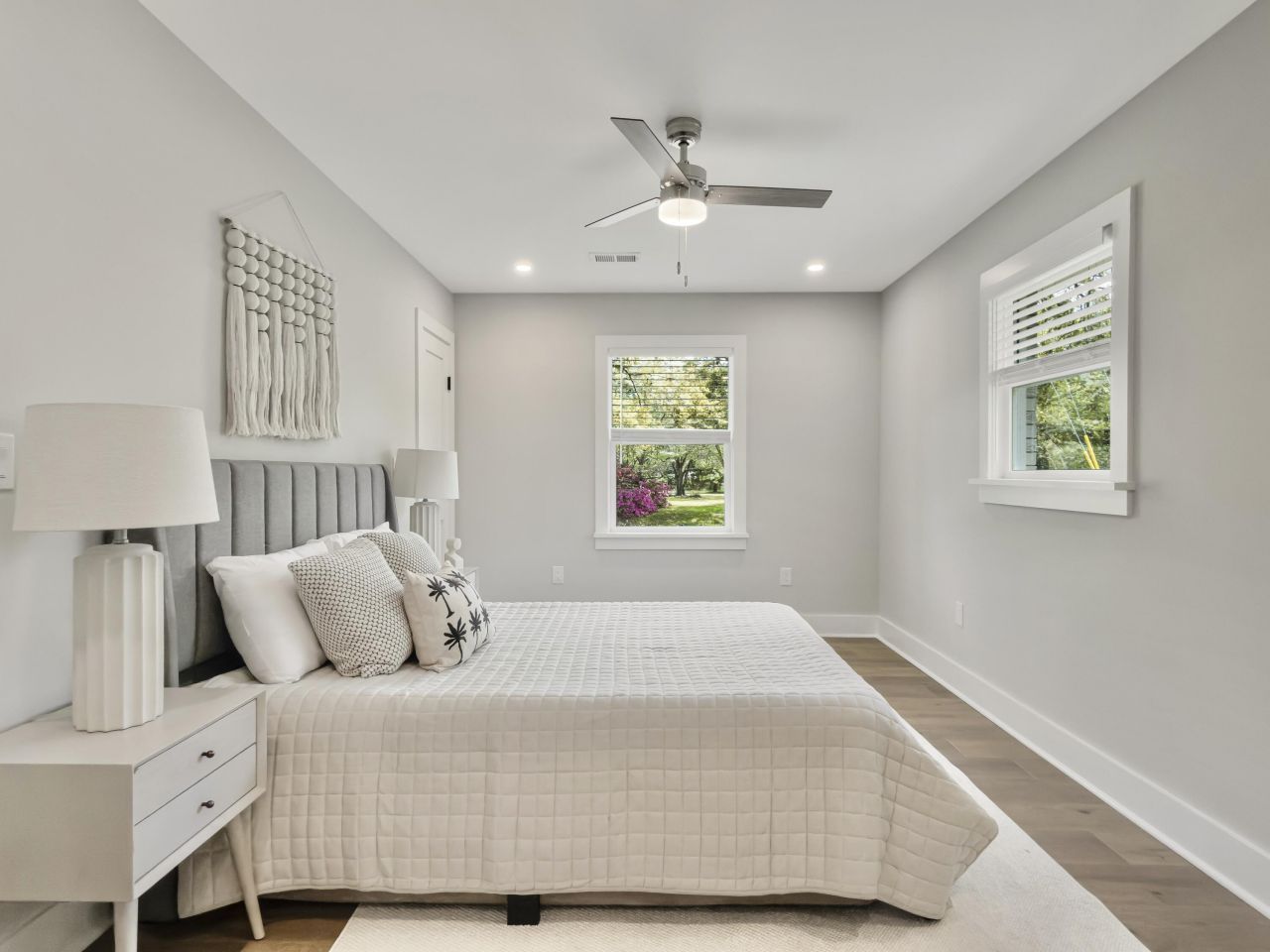 943 Mikell Drive Photo 15