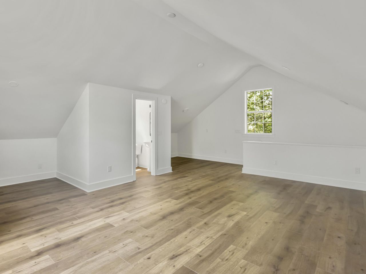 943 Mikell Drive Photo 36