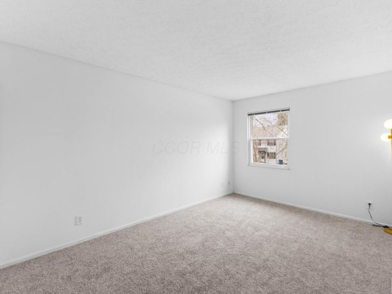 4840 Briston Drive, Columbus, OH 43221 Photo 19