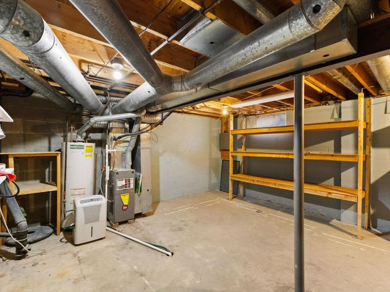 4840 Briston Drive, Columbus, OH 43221 Photo 23