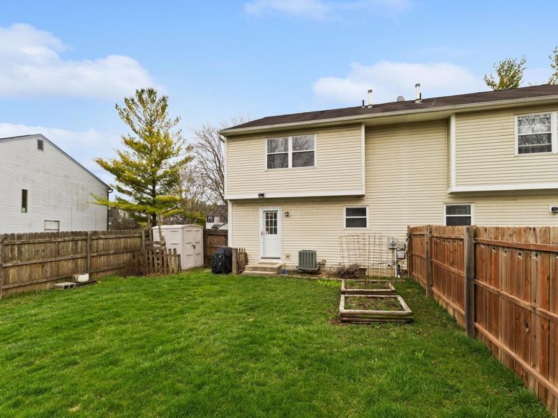 4840 Briston Drive, Columbus, OH 43221 Photo 25